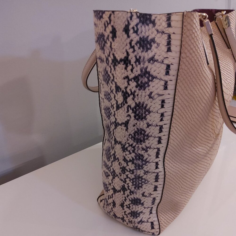 Snakeskin Print Coach Bag - Picture 13 of 16